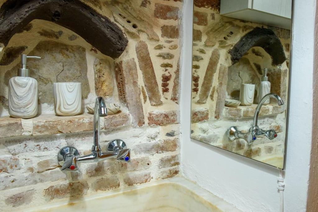 דירות Lavrio Stone House 5 Min From The Centre/Port מראה חיצוני תמונה