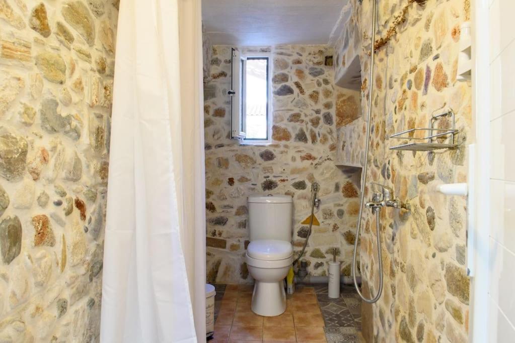 דירות Lavrio Stone House 5 Min From The Centre/Port מראה חיצוני תמונה